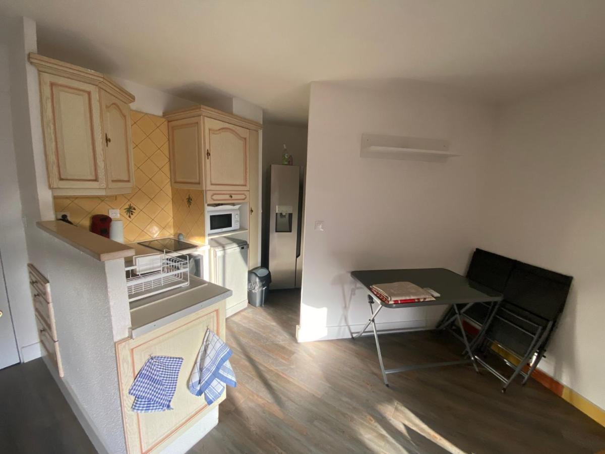 Appartement Au Lagon Bleu A Frejus, Garage, Tennis & Piscine 1200 M2 Luaran gambar